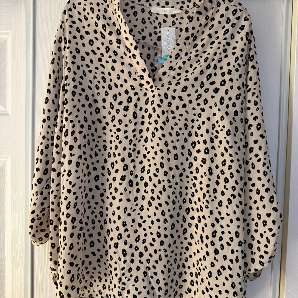 Lush Cream Boxy Blouse with Notched Collar and 3/4 Sleeves